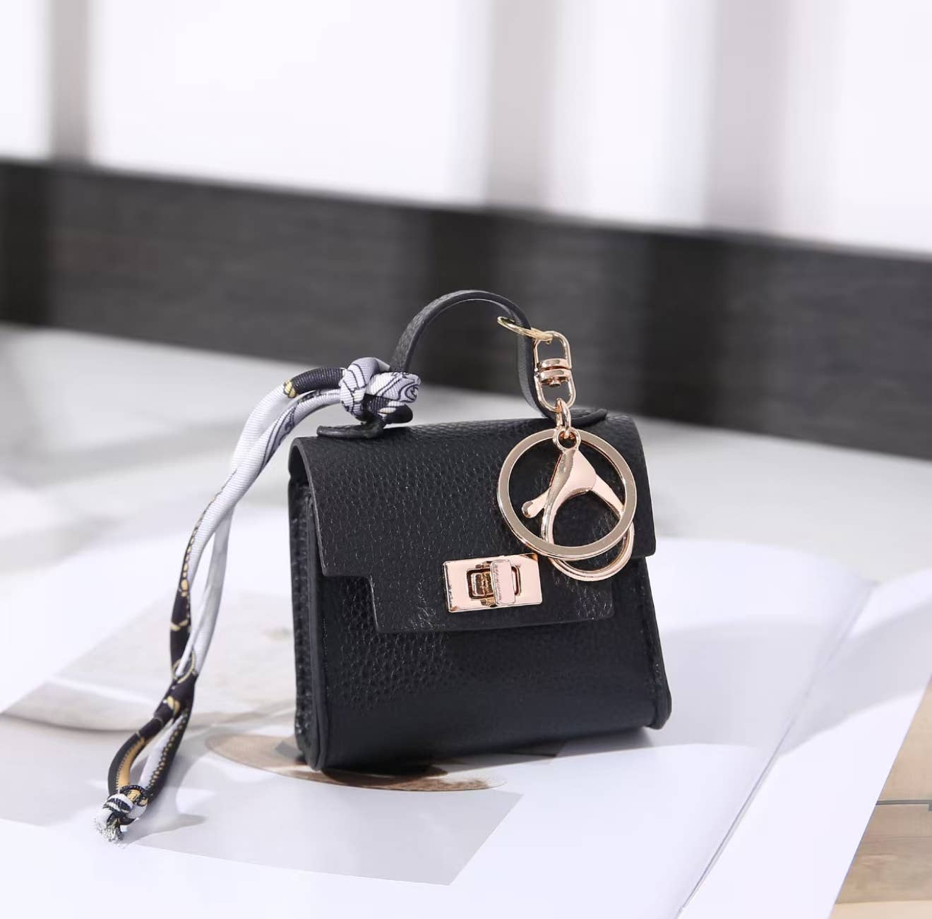 Mavi Bandz - Mini Purse Bag Charms Keychains for Totes Backpacks