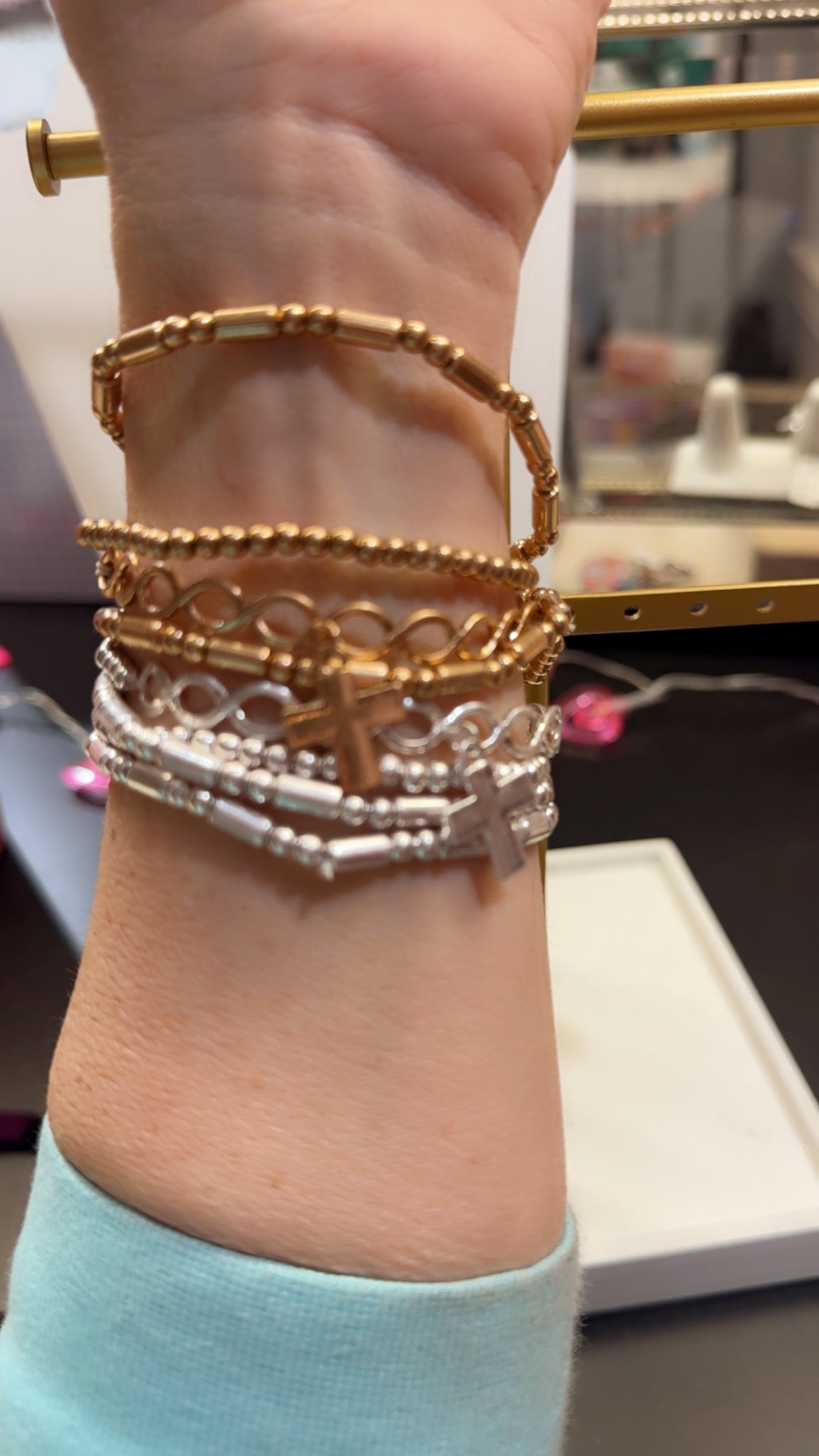 Beaded infinity bracelet