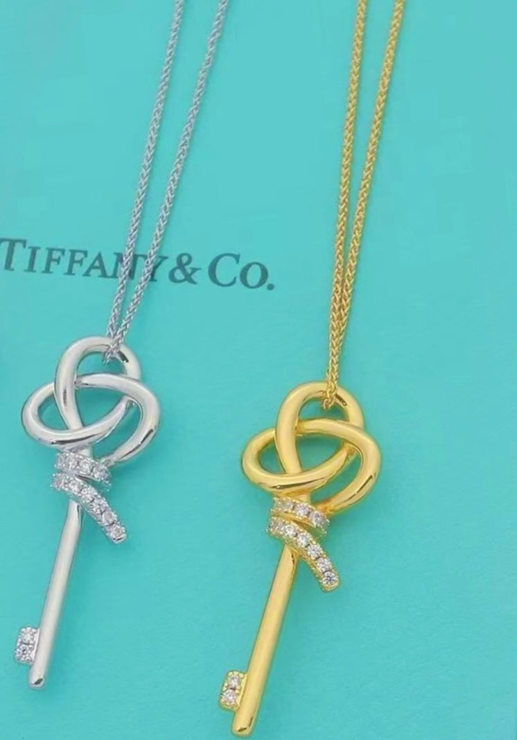 The Grace Key Necklace