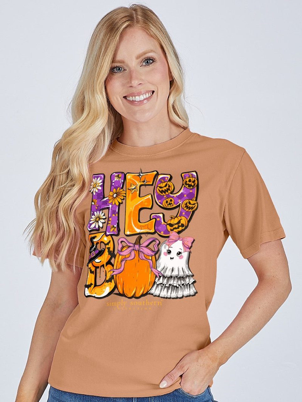 Short Sleeve "Hey Boo" T-Shirt