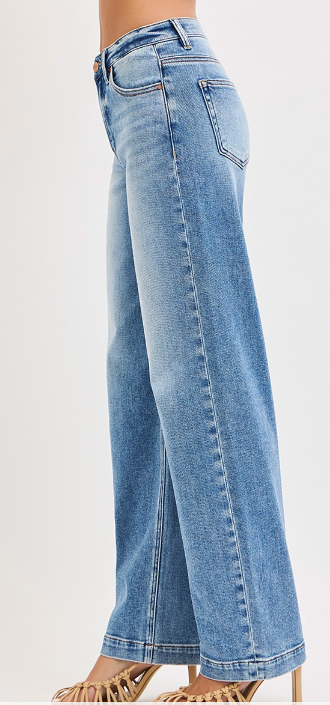 Risen High Rise Wide Baggy Jeans