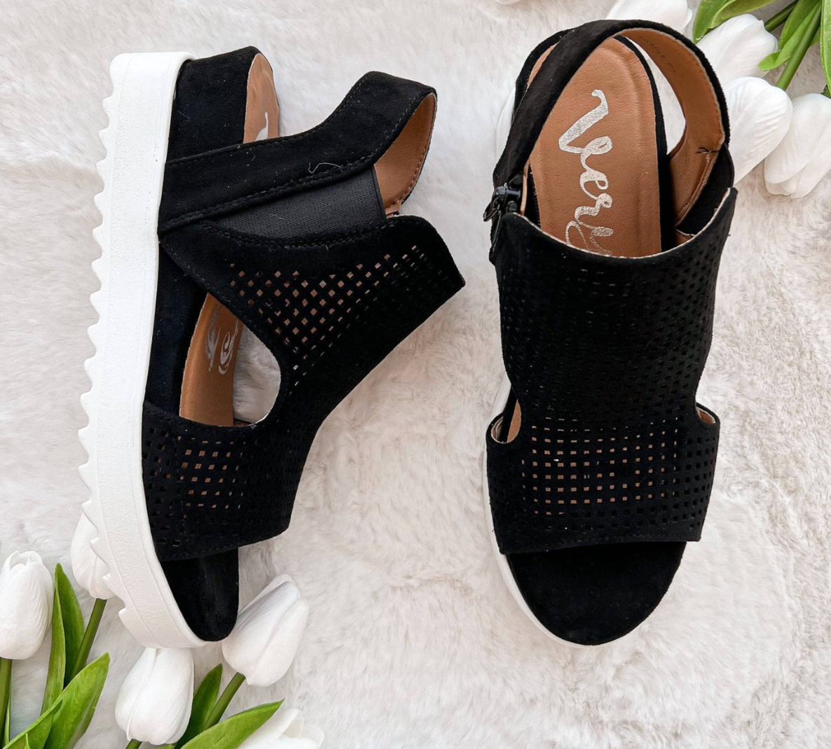 Very G black wedge sandle