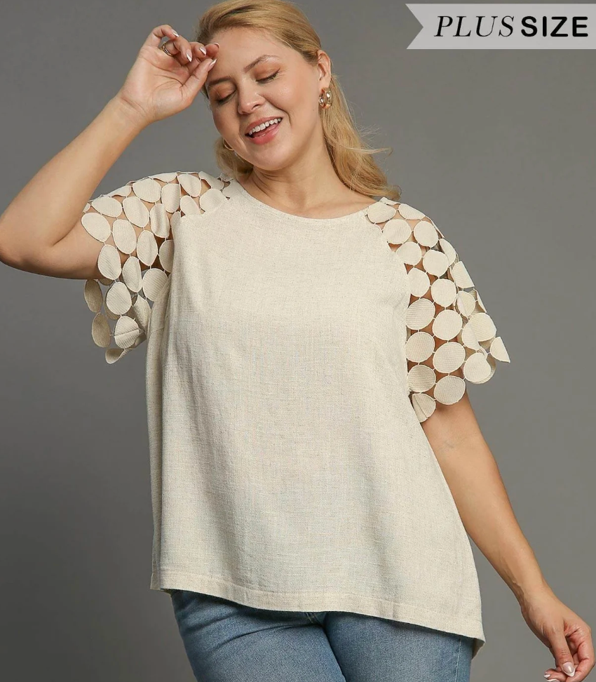 The Linen Luxe Dot Sleeve Top