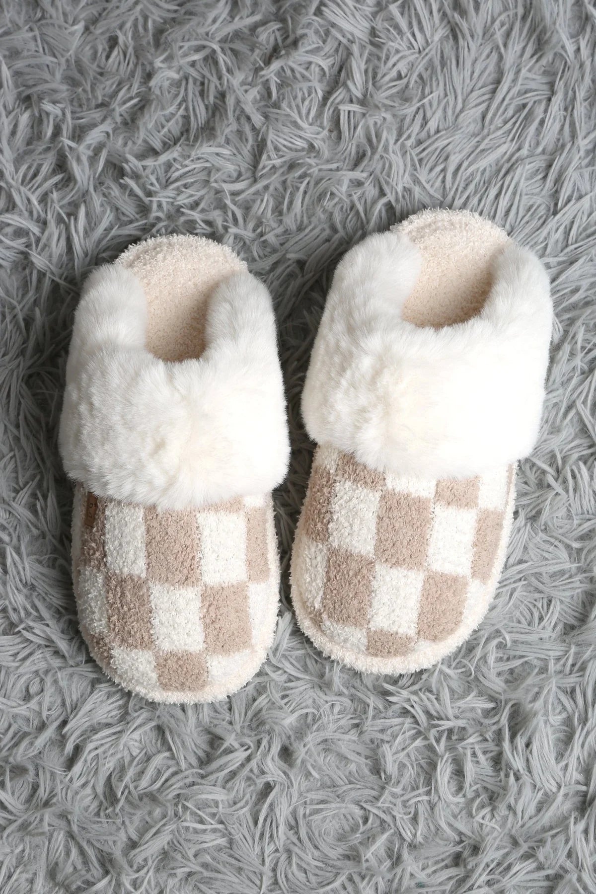 Super Lux Checker Faux Fur Cuff Slippers