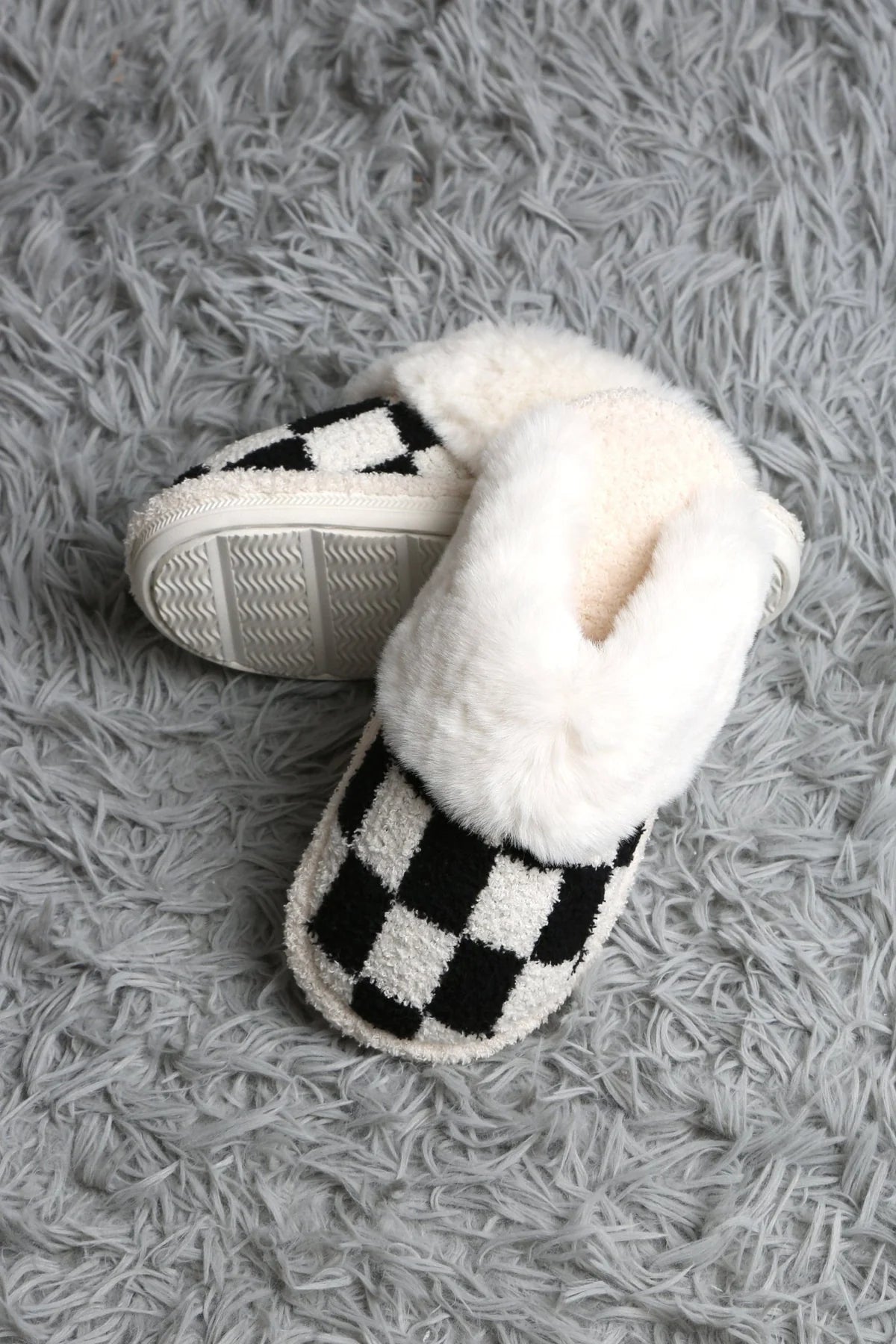 Super Lux Checker Faux Fur Cuff Slippers