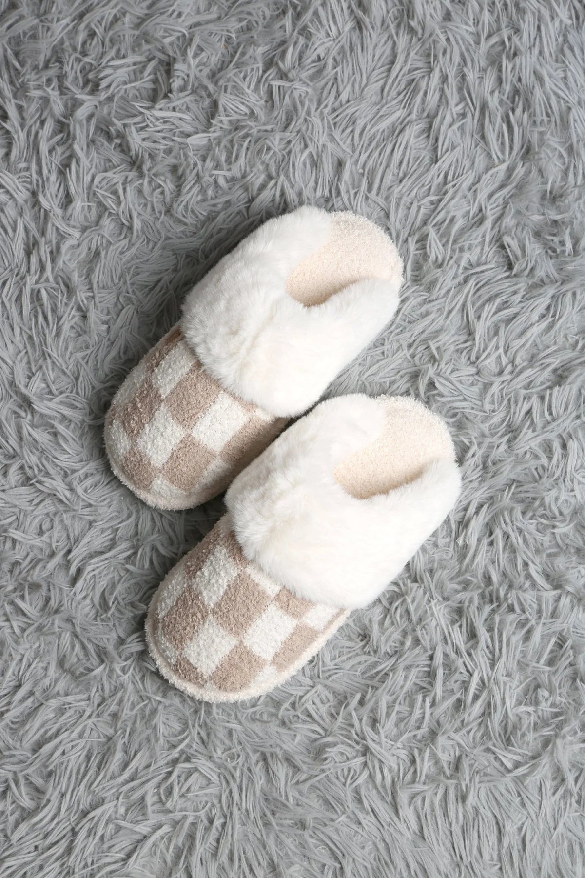 Super Lux Checker Faux Fur Cuff Slippers
