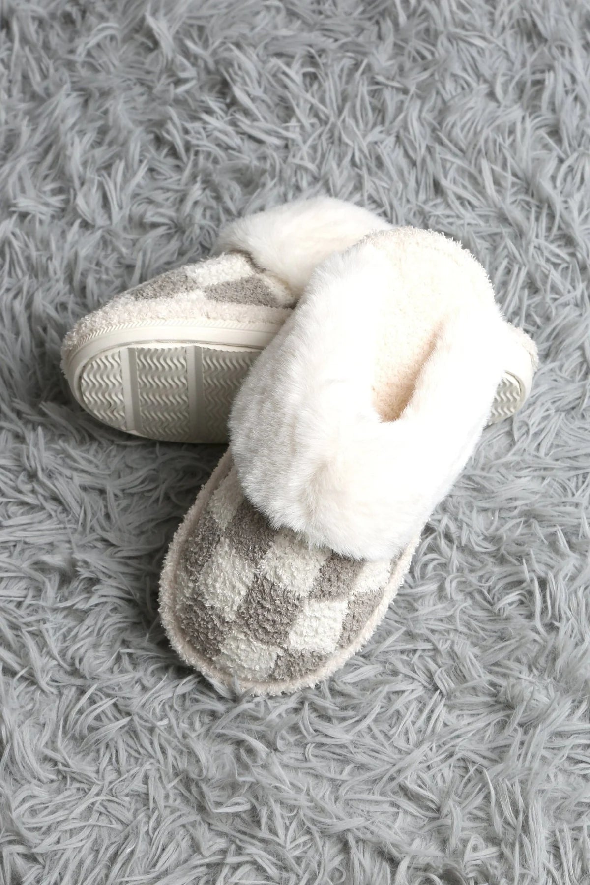 Super Lux Checker Faux Fur Cuff Slippers