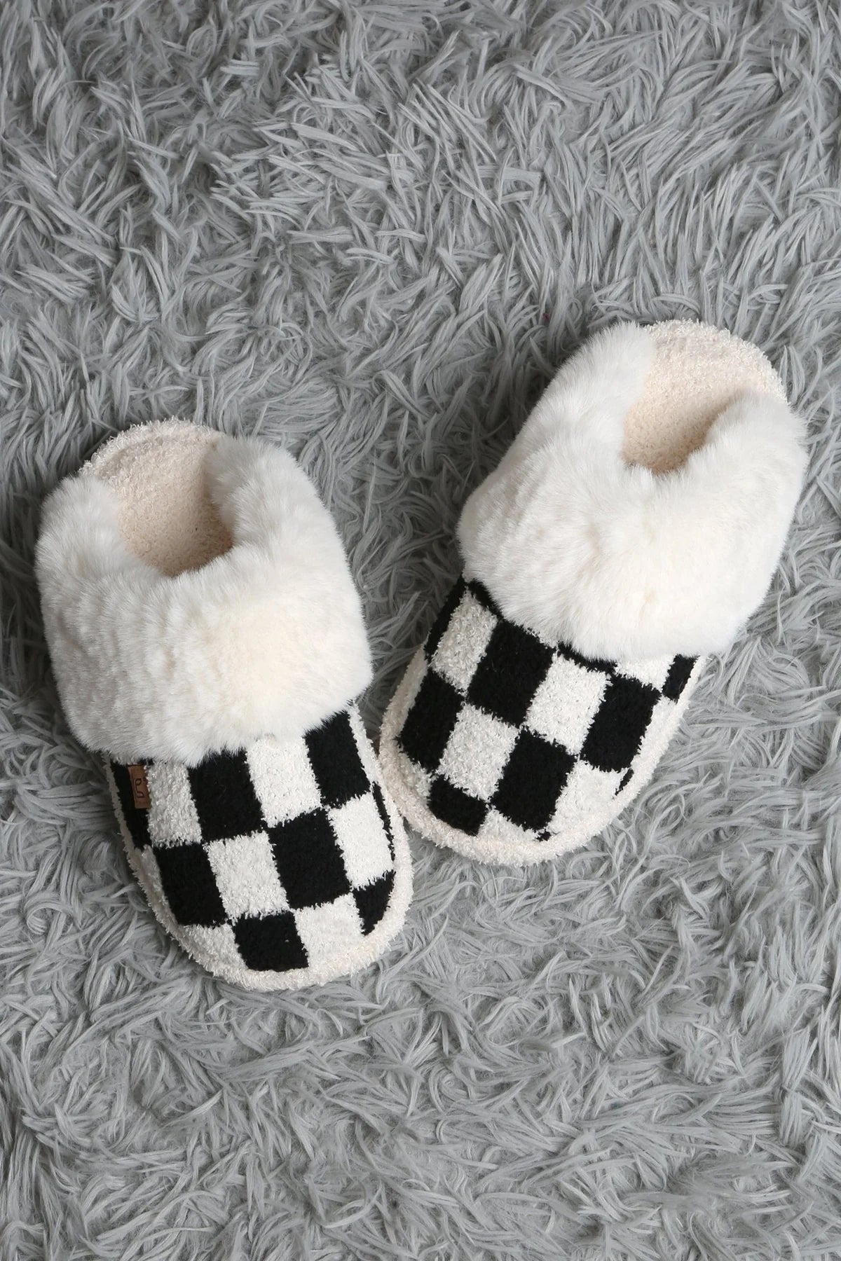 Super Lux Checker Faux Fur Cuff Slippers