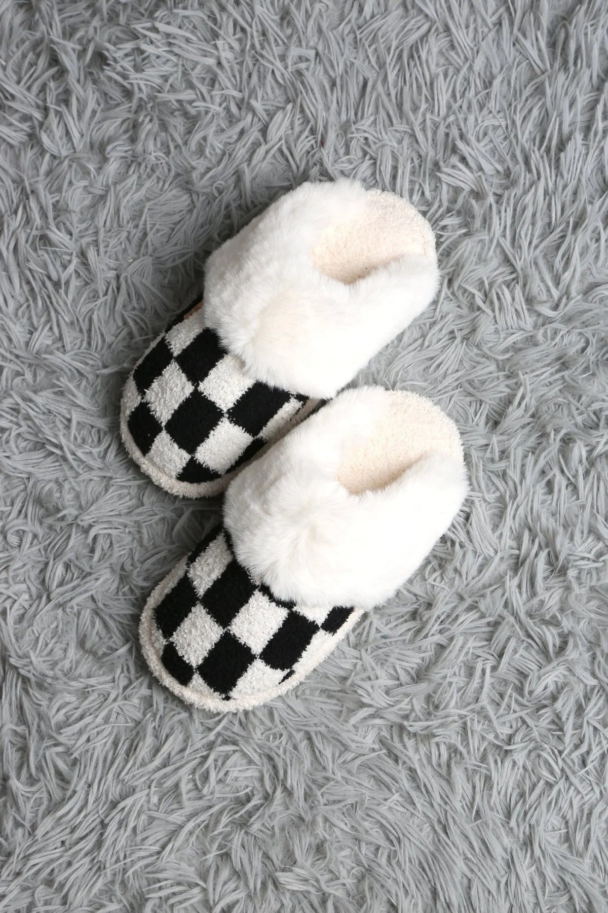Super Lux Checker Faux Fur Cuff Slippers