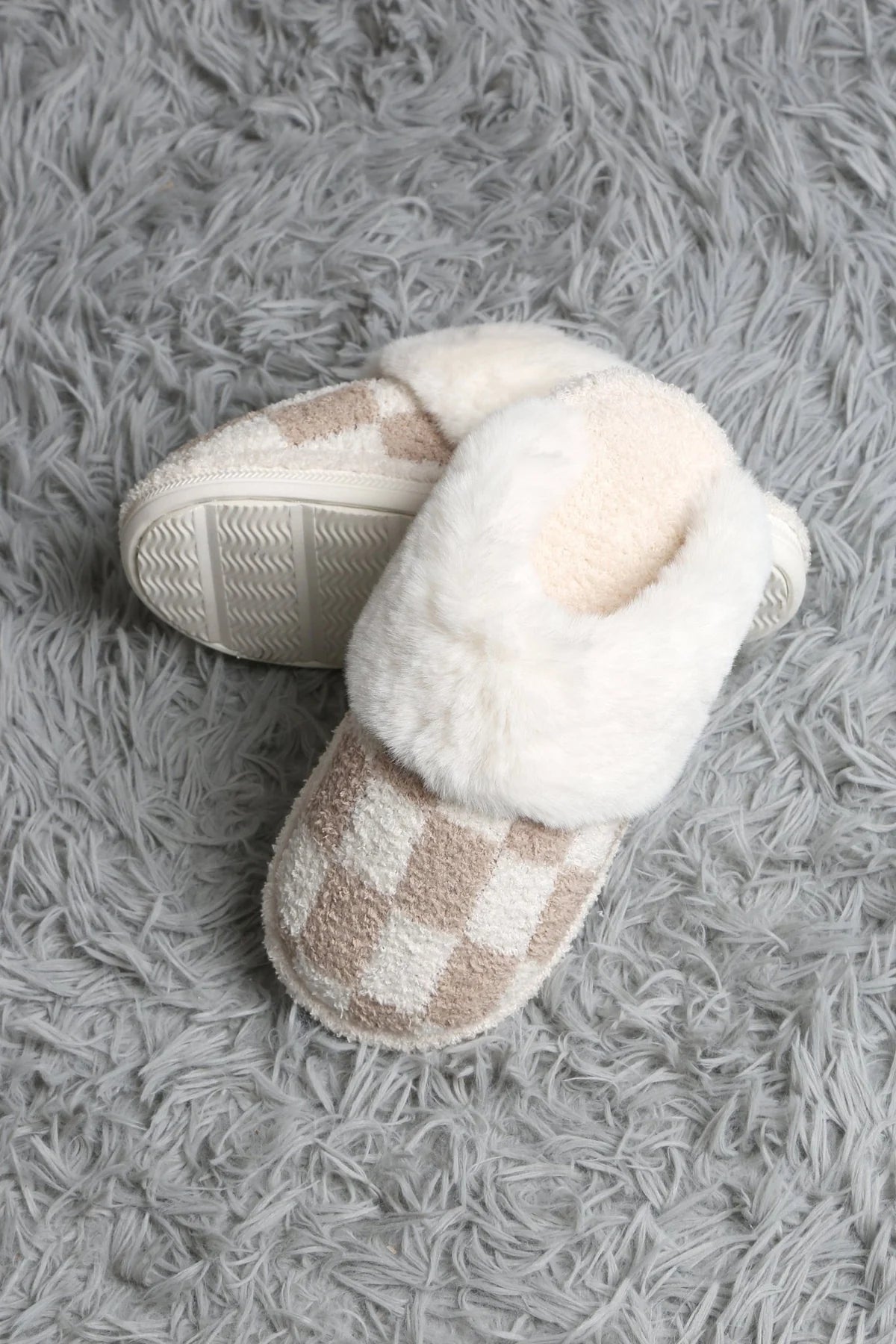 Super Lux Checker Faux Fur Cuff Slippers